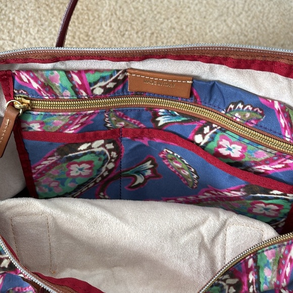 Dooney & Burke robert pieri tote - Picture 6 of 9